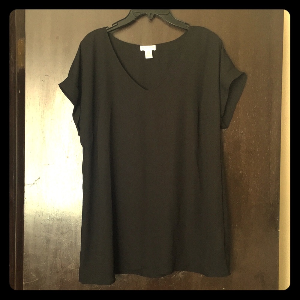 🤰Maternity sheer black top M